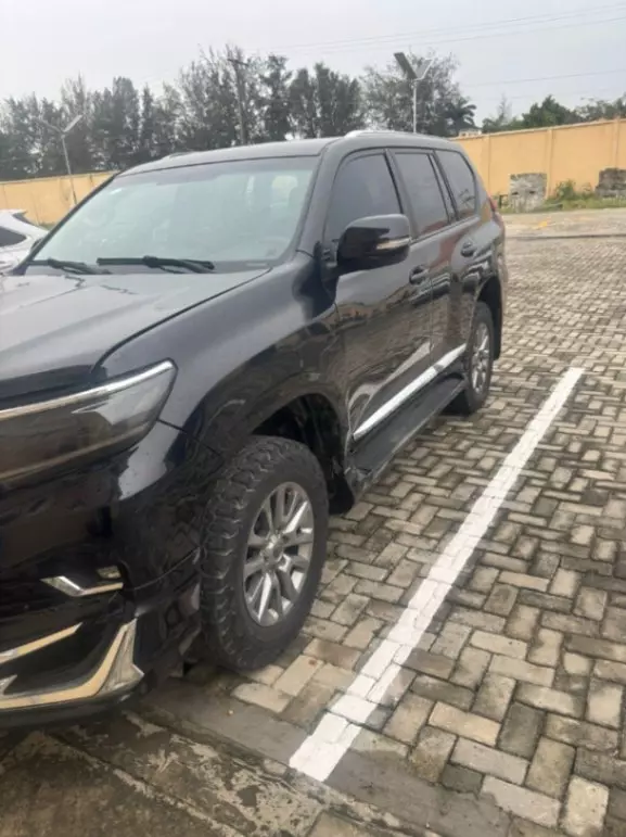 2015 Toyota Prado