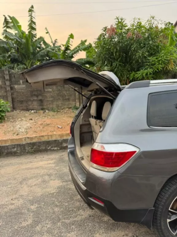 2012 Toyota Highlander