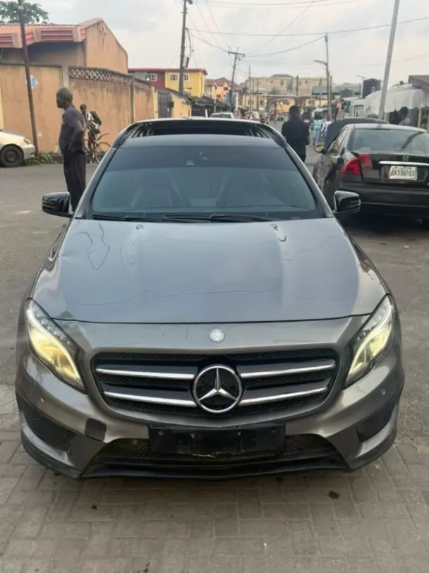 2015 Mercedes Benz Gla - Image 1