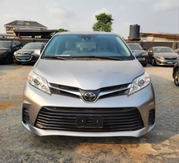 2018 Toyota Sienna