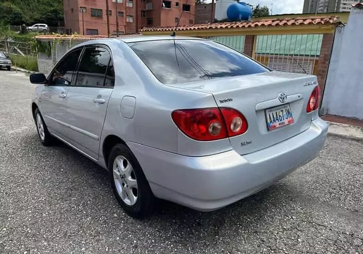 Toyota Corolla   - 2008