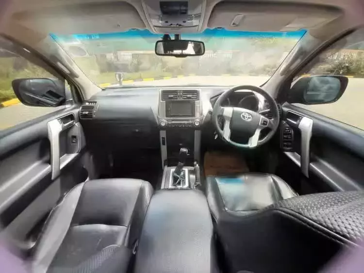 Toyota Landcruiser Prado