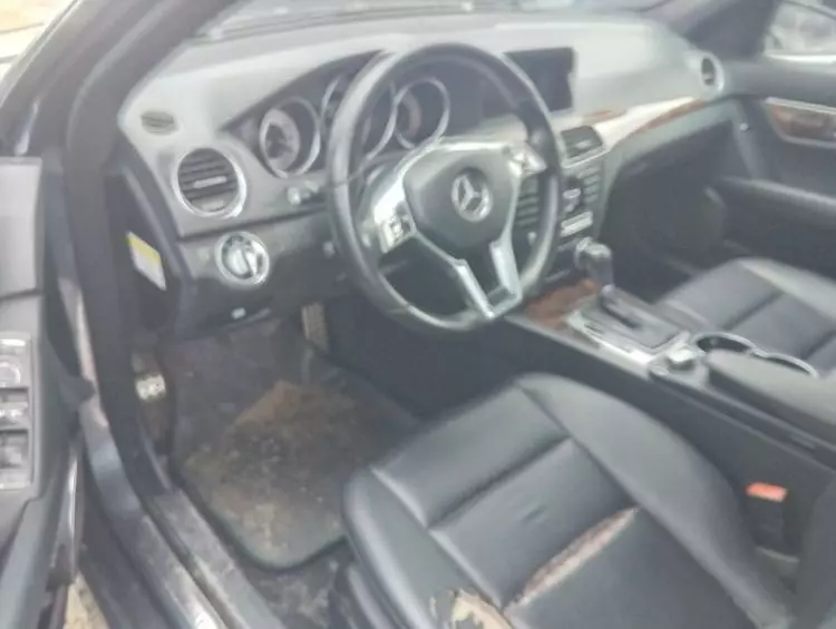Mercedes-Benz C 300