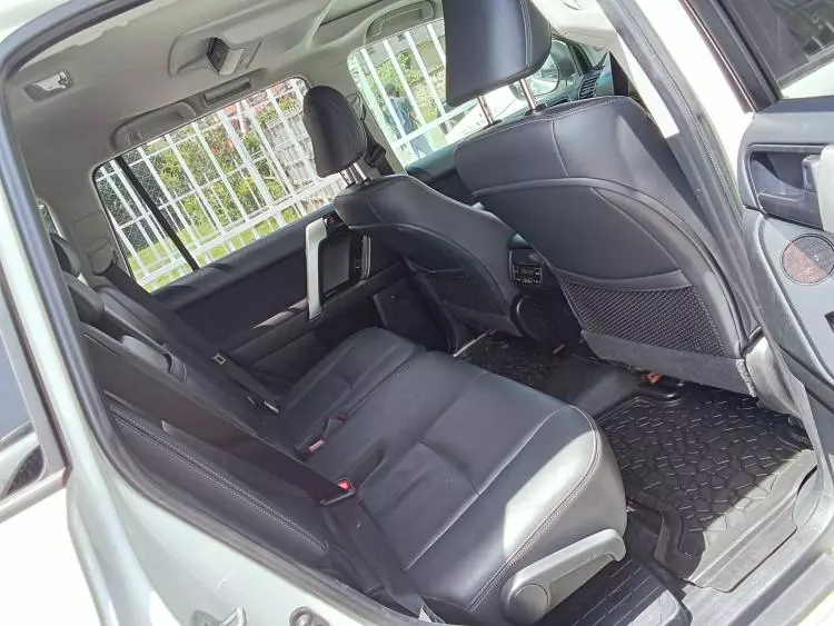 Toyota Landcruiser Prado