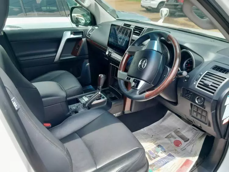 Toyota Landcruiser TX.G