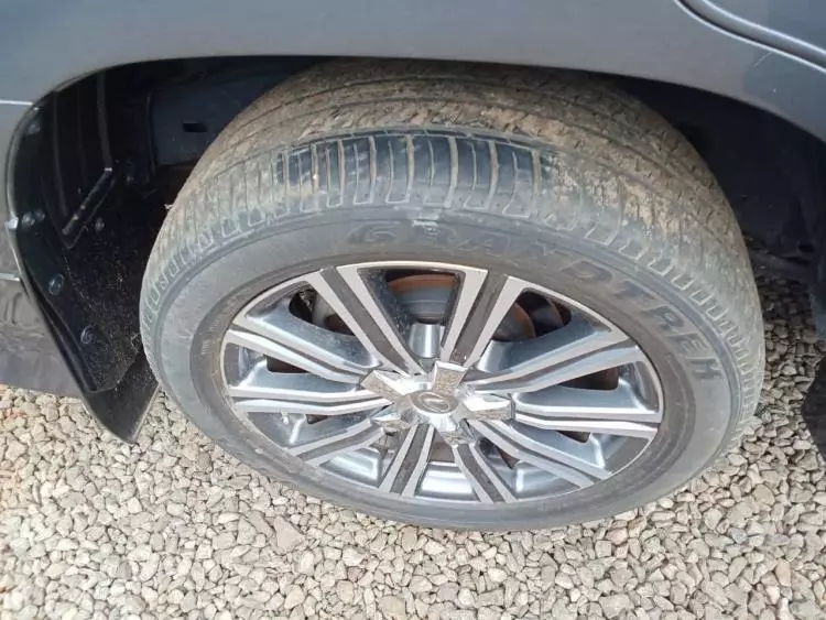 Lexus LX 570