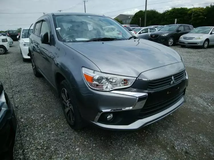 Mitsubishi RVR
