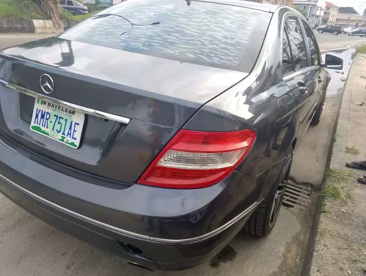 Mercedes-Benz C 300