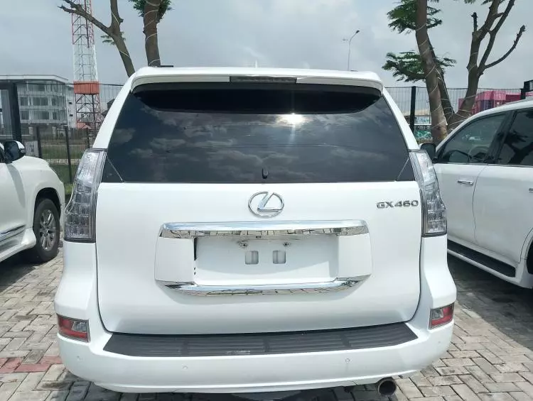 Lexus LX 570