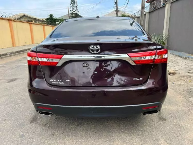 Toyota Avalon