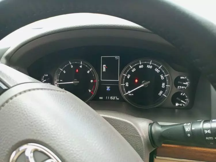 Toyota Landcruiser  V8