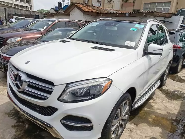 Mercedes-Benz GLE 350