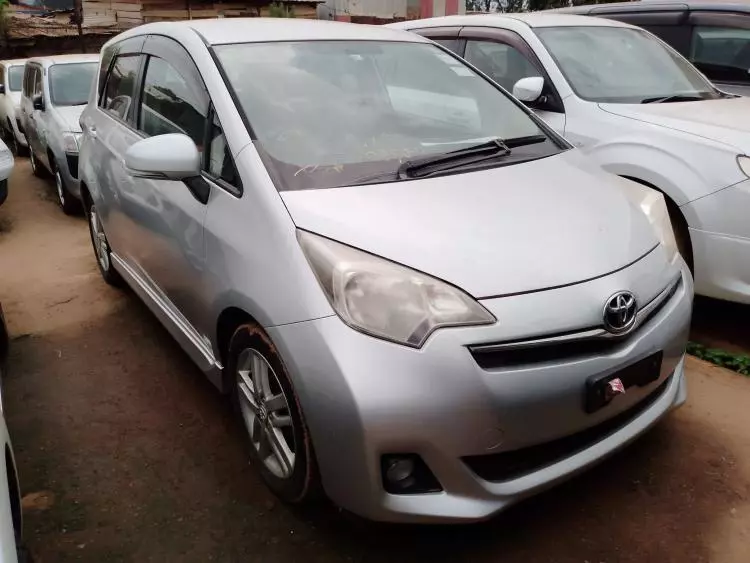 Toyota Ractis