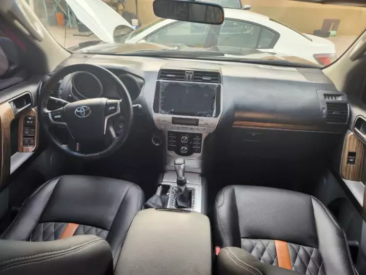 Toyota Landcruiser Prado