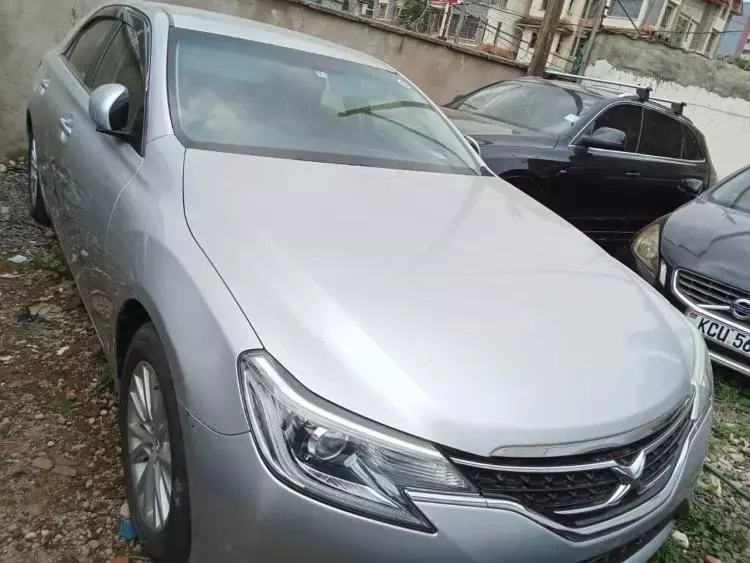 Toyota Mark X