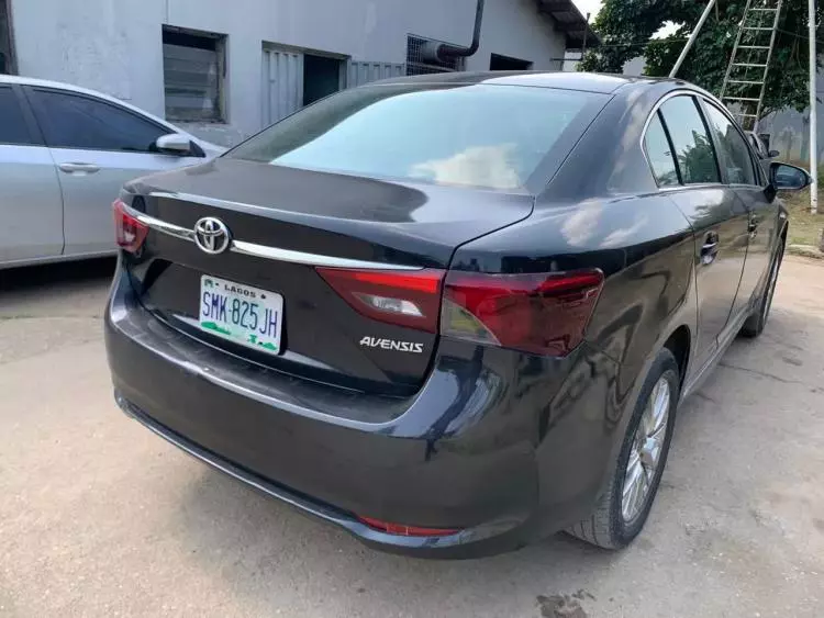 Toyota Avensis