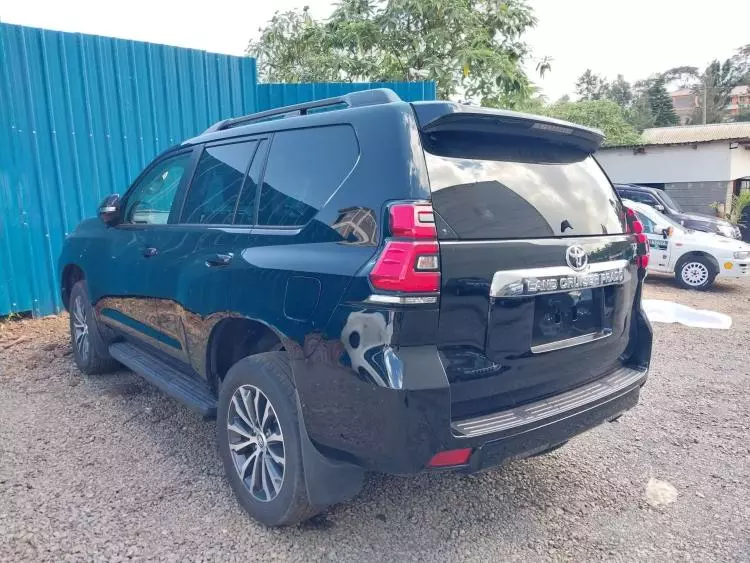 Toyota Landcruiser prado TX