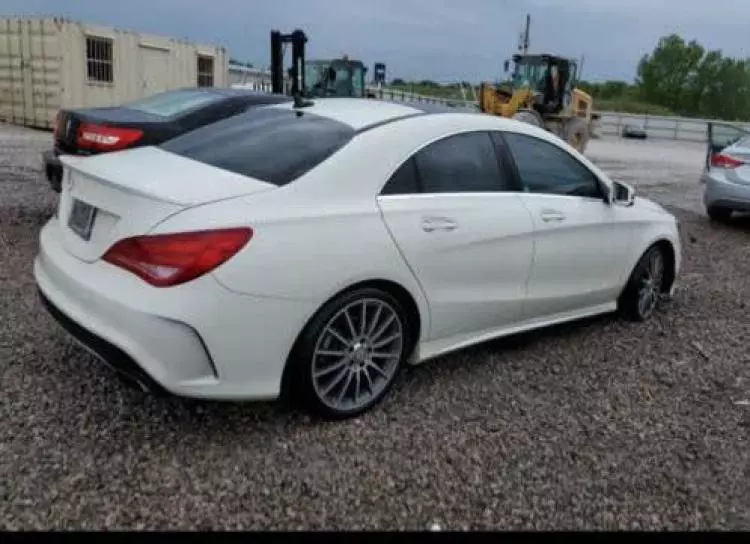 Mercedes-Benz CLA 250