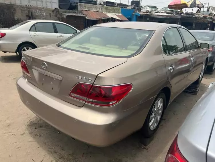 Lexus ES 330