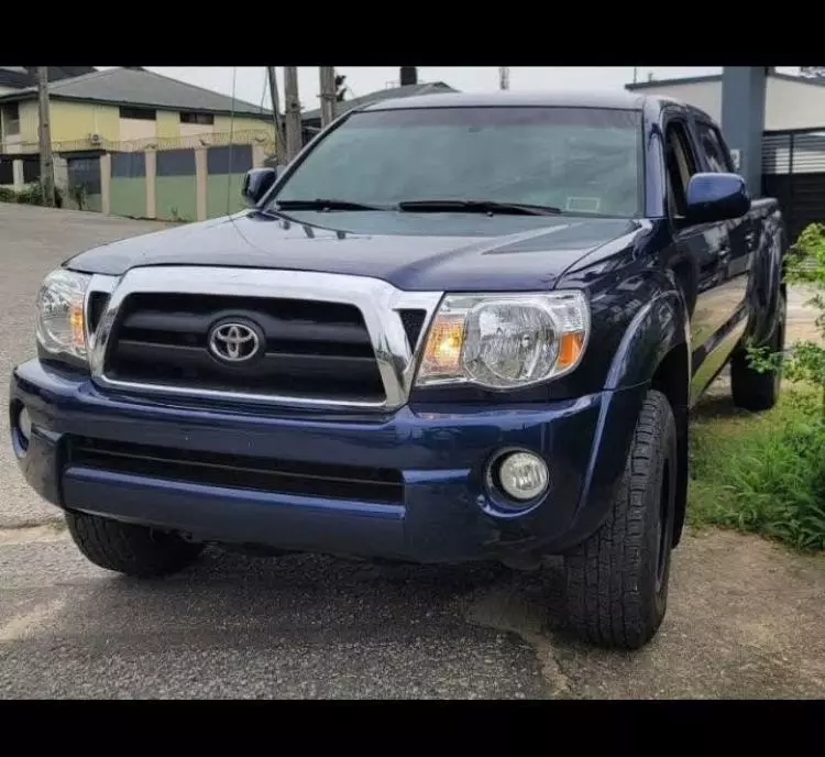 Toyota Tacoma