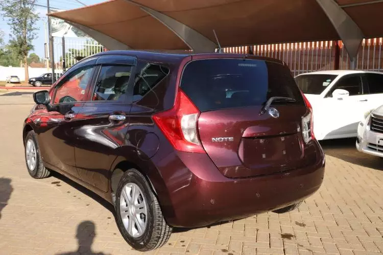 Nissan Note medalist