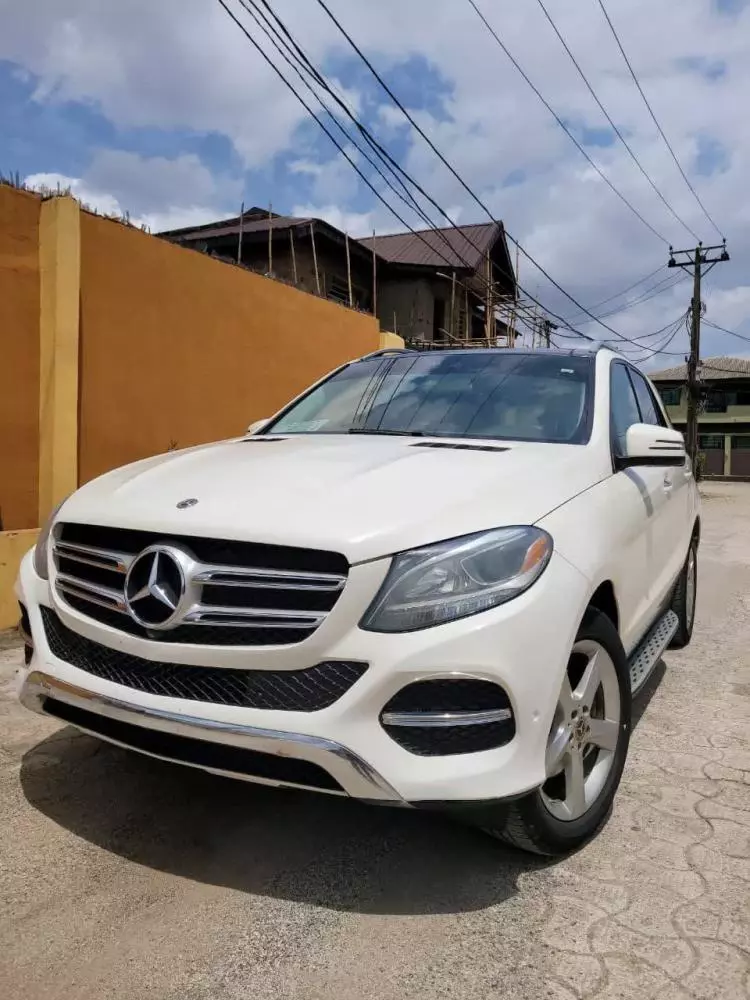 Mercedes-Benz GLE 350