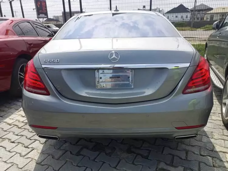 Mercedes-Benz S 550