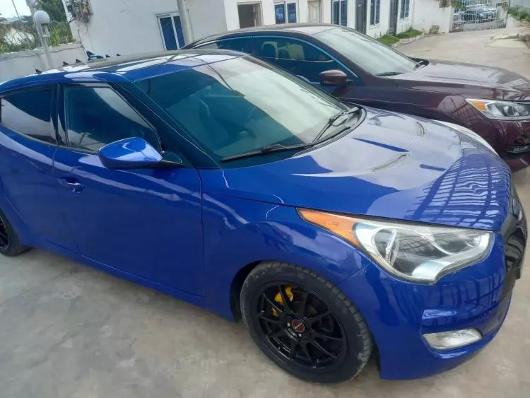 Hyundai Veloster