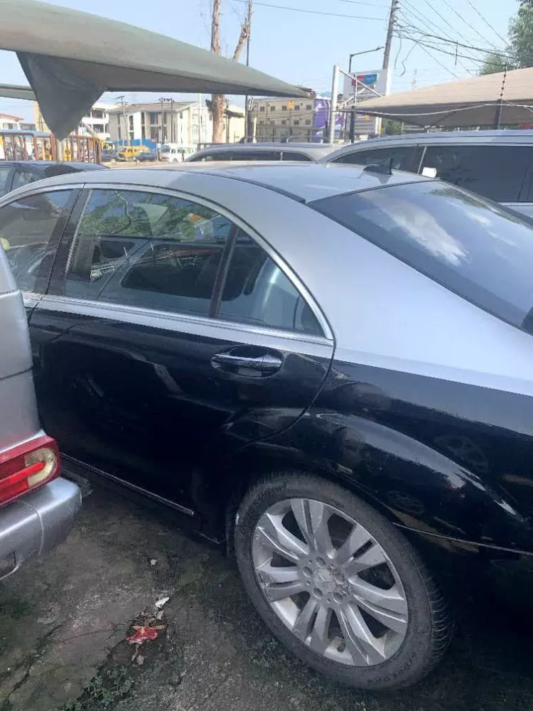 Mercedes-Benz S 550
