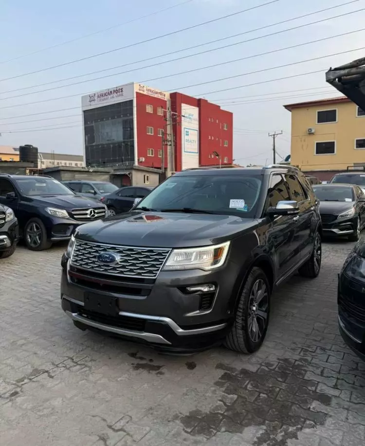 Ford Explorer