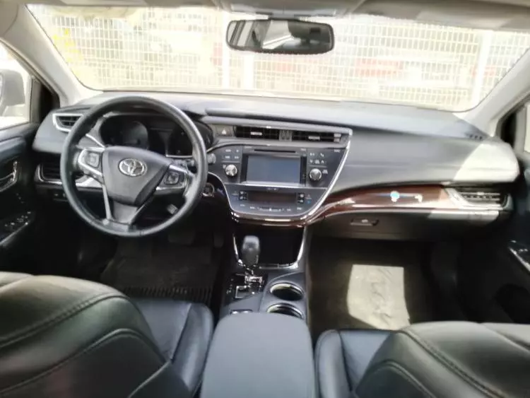 Toyota Avalon