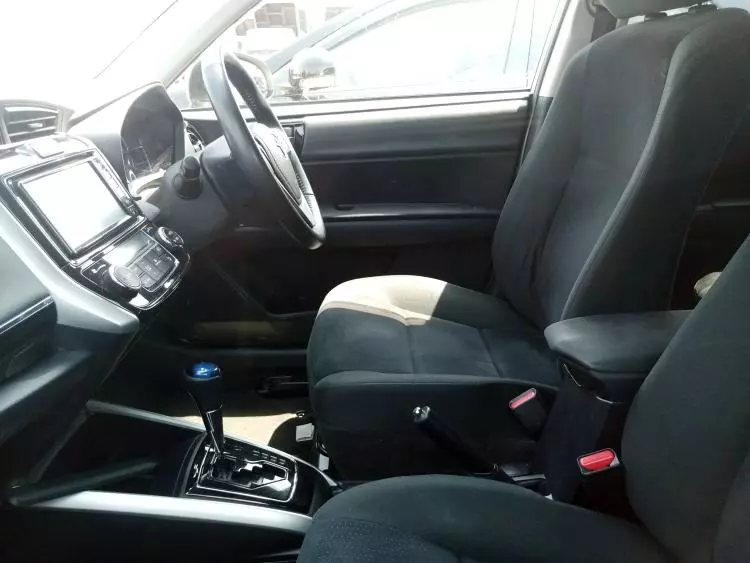 Toyota Fielder hybrid