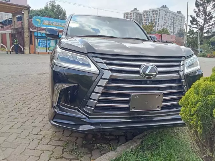 Lexus LX 570