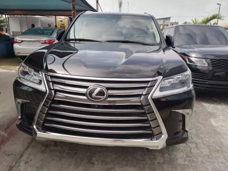 Lexus LX 570