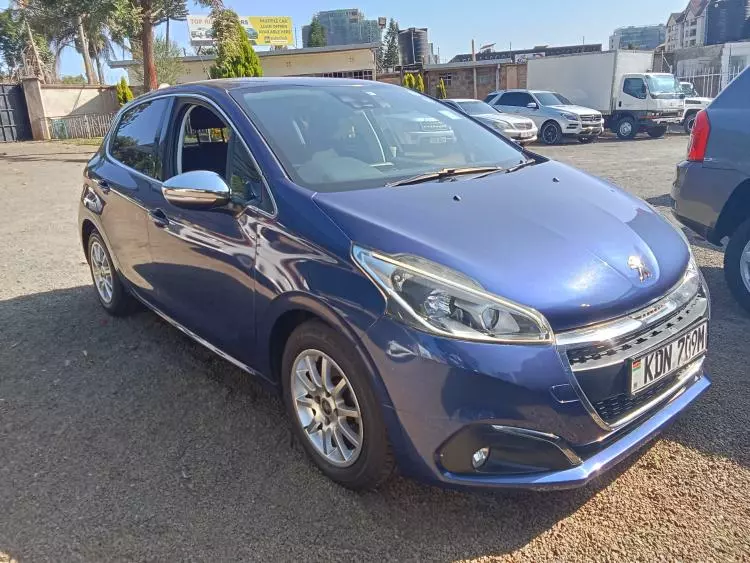 Peugeot 208