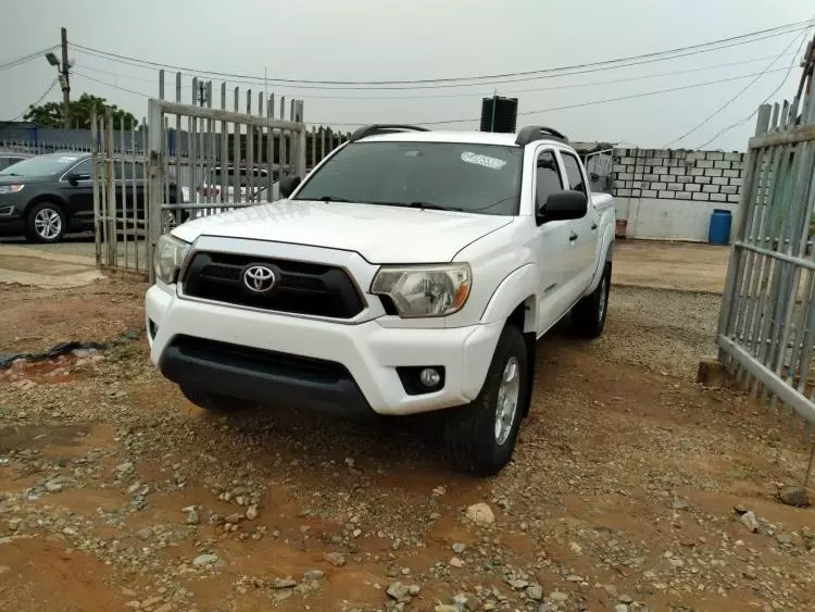 Toyota Tacoma