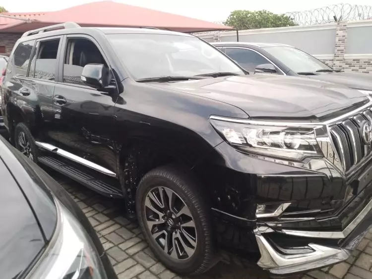 Toyota Landcruiser Prado