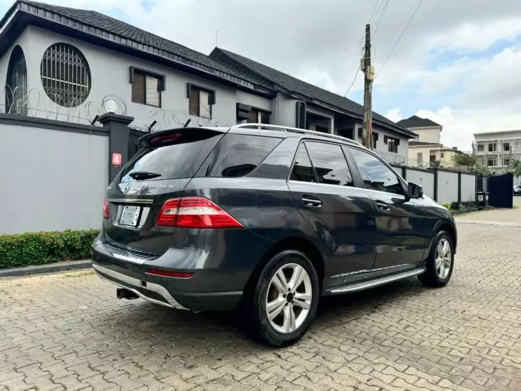 Mercedes-Benz ML 350