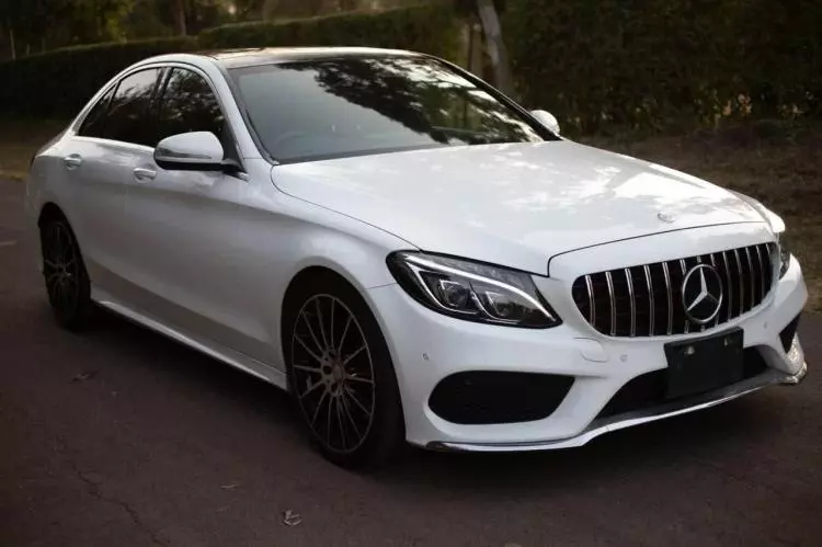 Mercedes-Benz E 250
