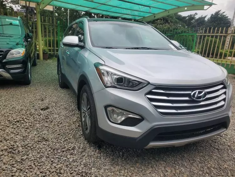 Hyundai Santa Fe