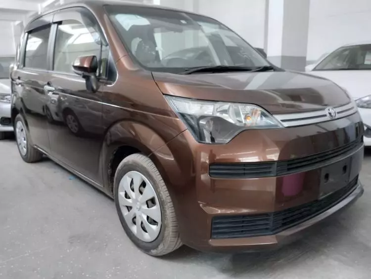 Toyota Spade 
