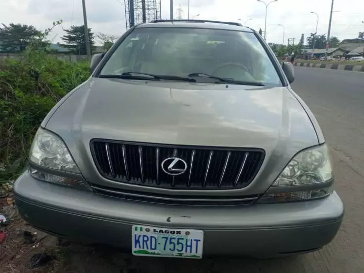 Lexus RX 300