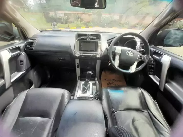 Toyota Landcruiser Prado