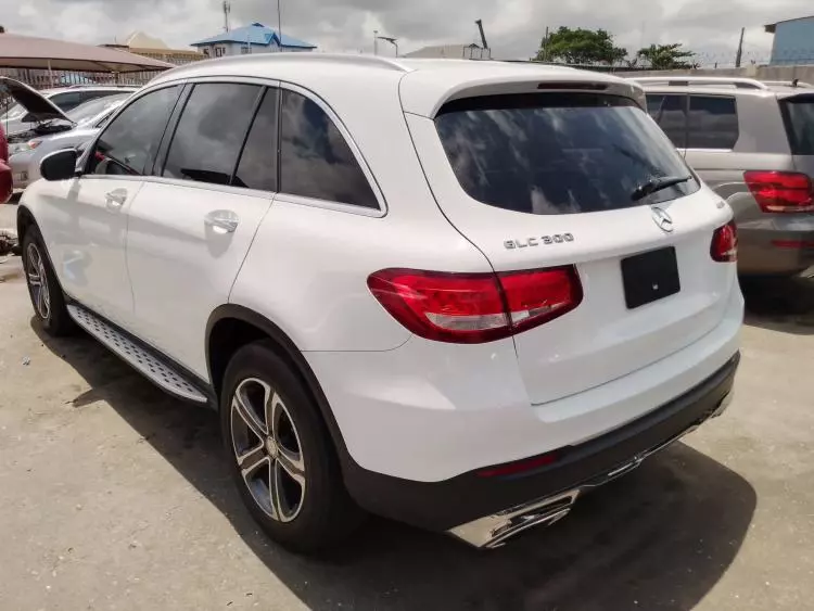 Mercedes-Benz GLC 300