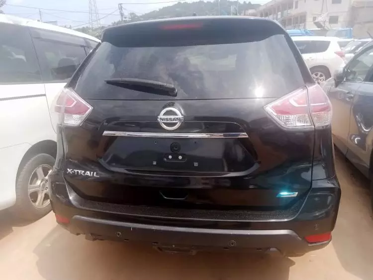 Nissan X- trail