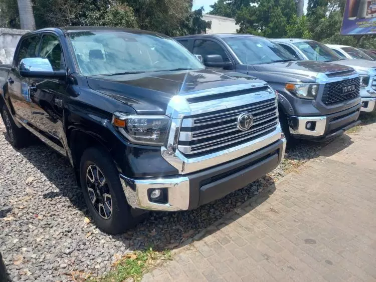 Toyota Tundra