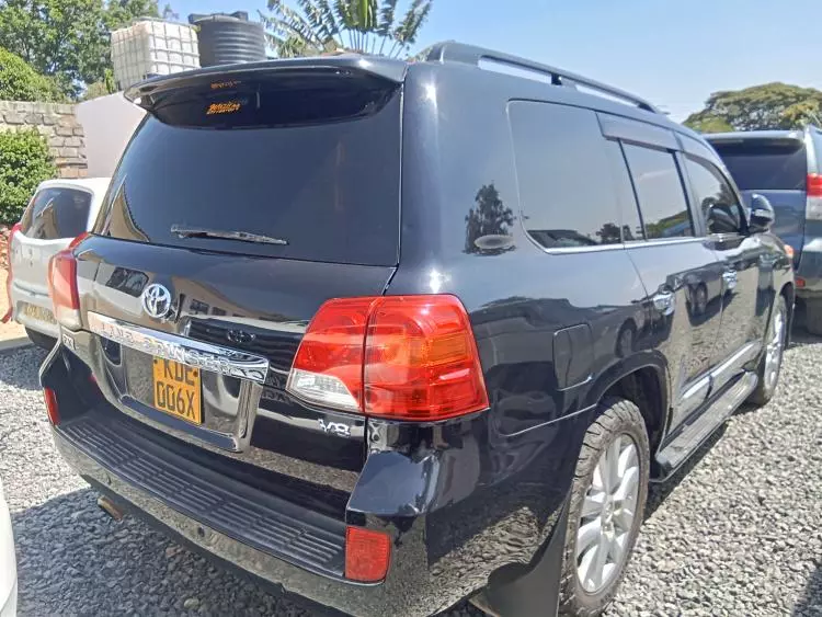 Toyota Landcruiser ZX