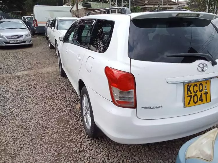 Toyota Fielder