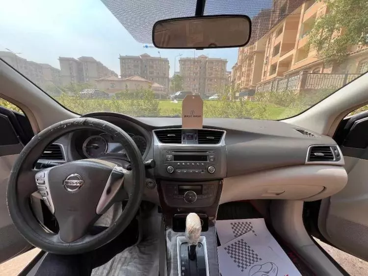 Nissan Sentra