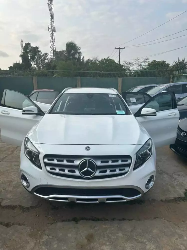 Mercedes-Benz GLA 250